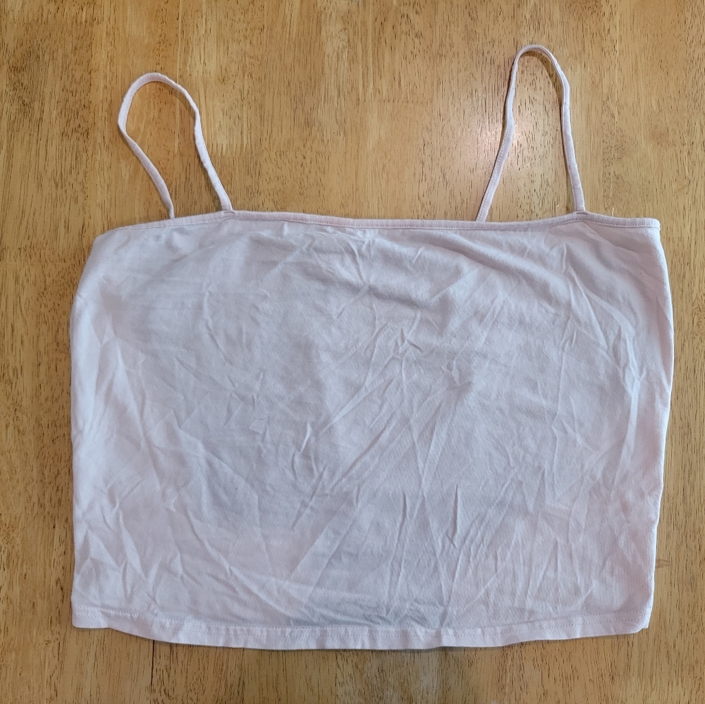 🔥 EUC light pink cropped camisole